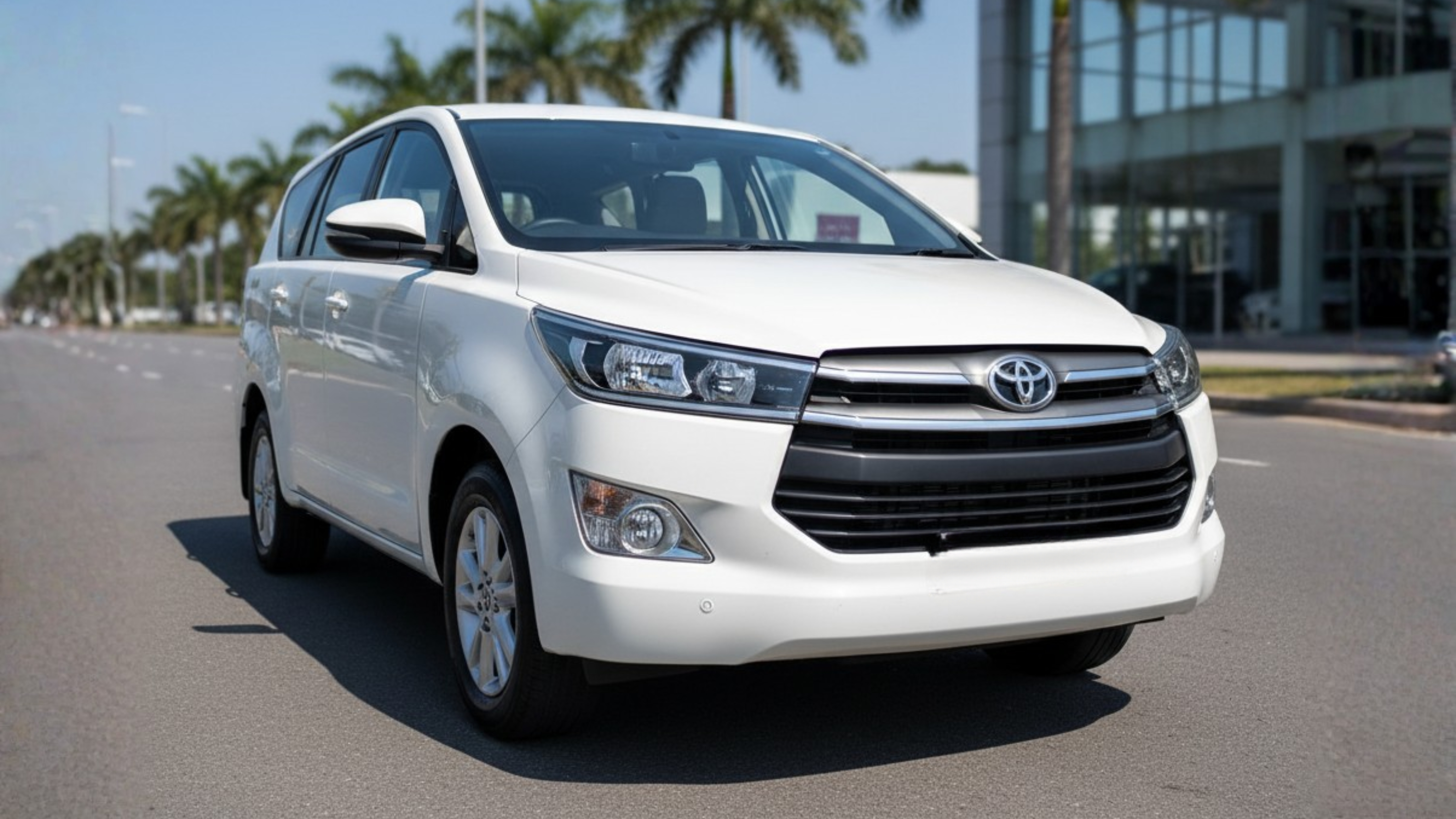 Innova car rental in Delhi